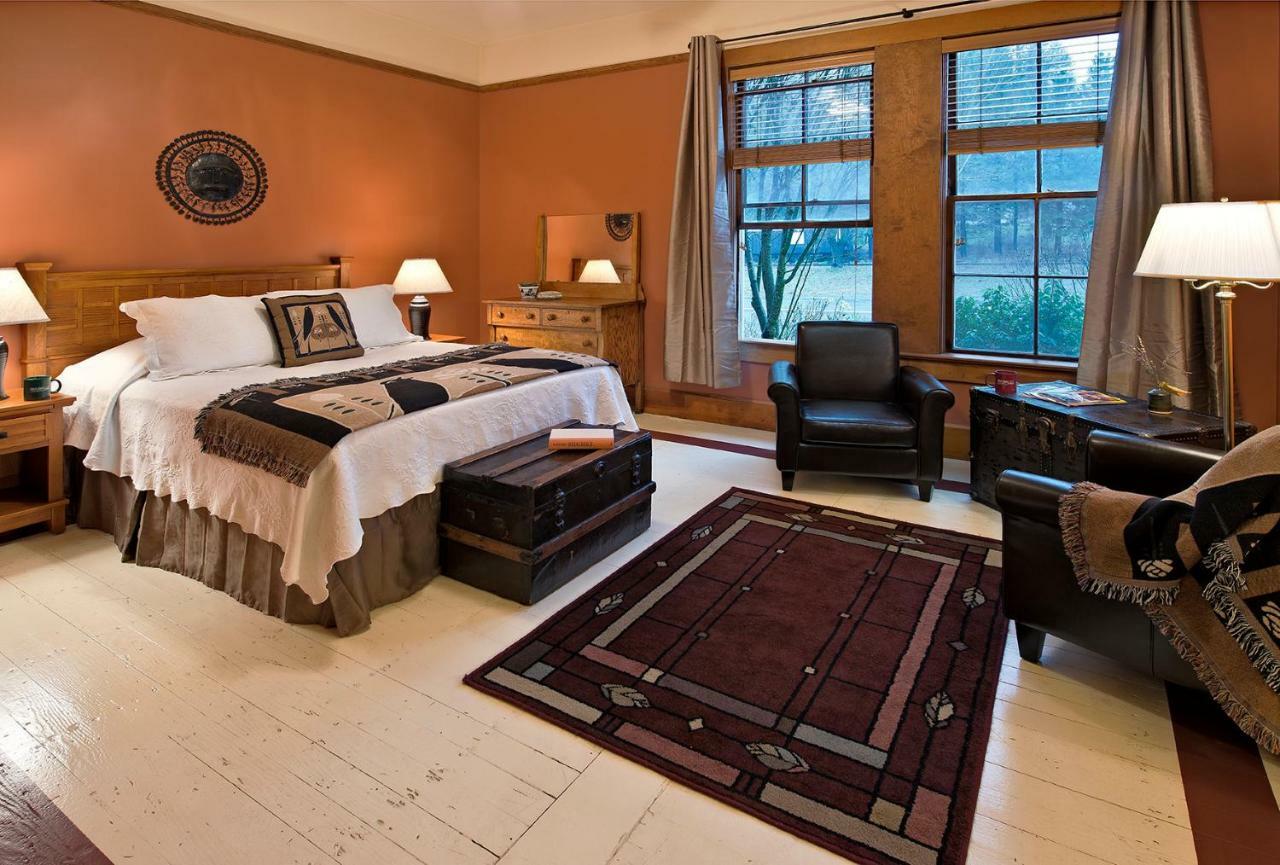 Mccloud Hotel المظهر الخارجي الصورة