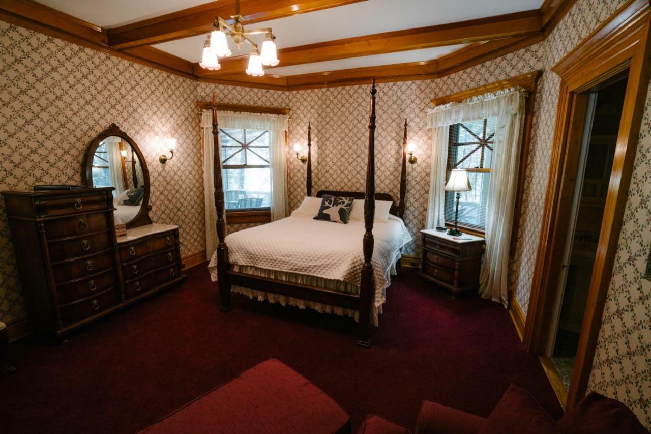 Mccloud Hotel المظهر الخارجي الصورة
